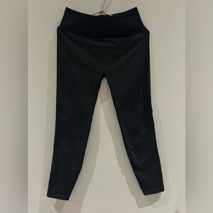 Lululemon- High Rise Crop Black Leggings